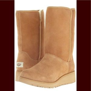 Brand New In Box Ugg Amie Size 8.5 Chestnut Suede